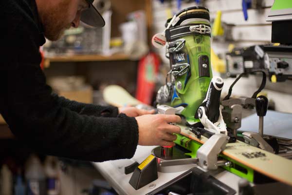 Lake Placid Ski and Boards - Ski Tuning and Repairs